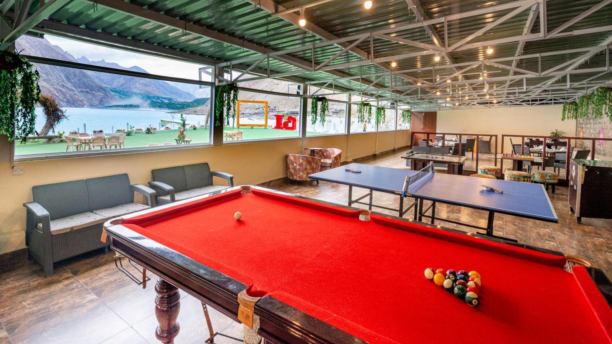 Luxus Hunza Attabad Lake Resort Karimabad  Dış mekan fotoğraf